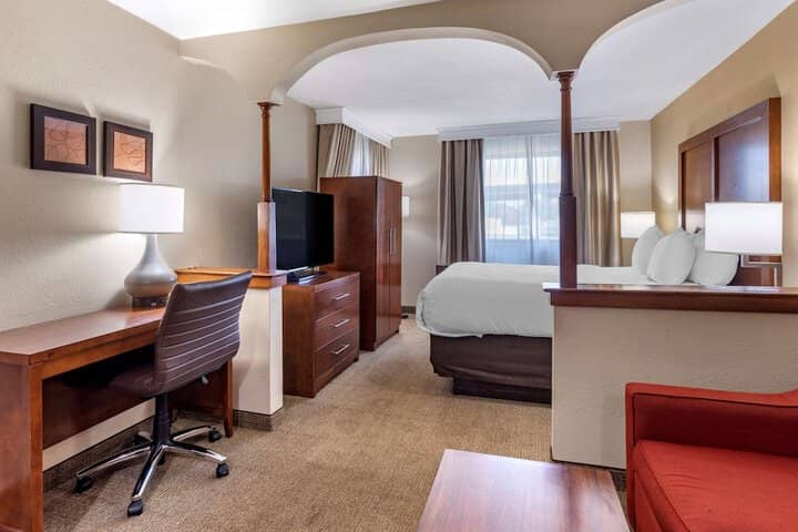 Room 38 of 60