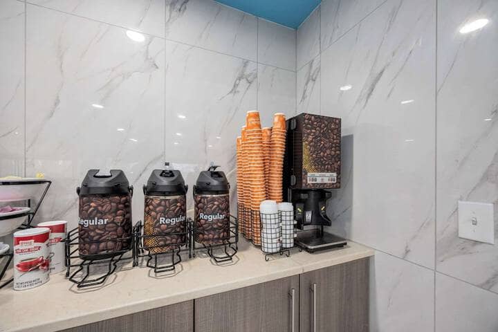 Breakfast area